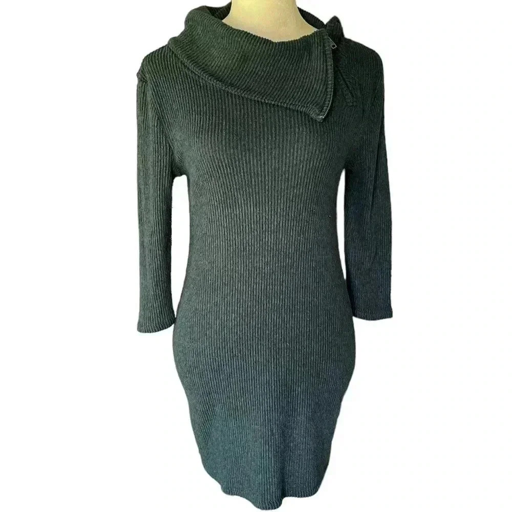 No Boundaries Women Ribbed Sweater Dress in Forrestβ Green Color